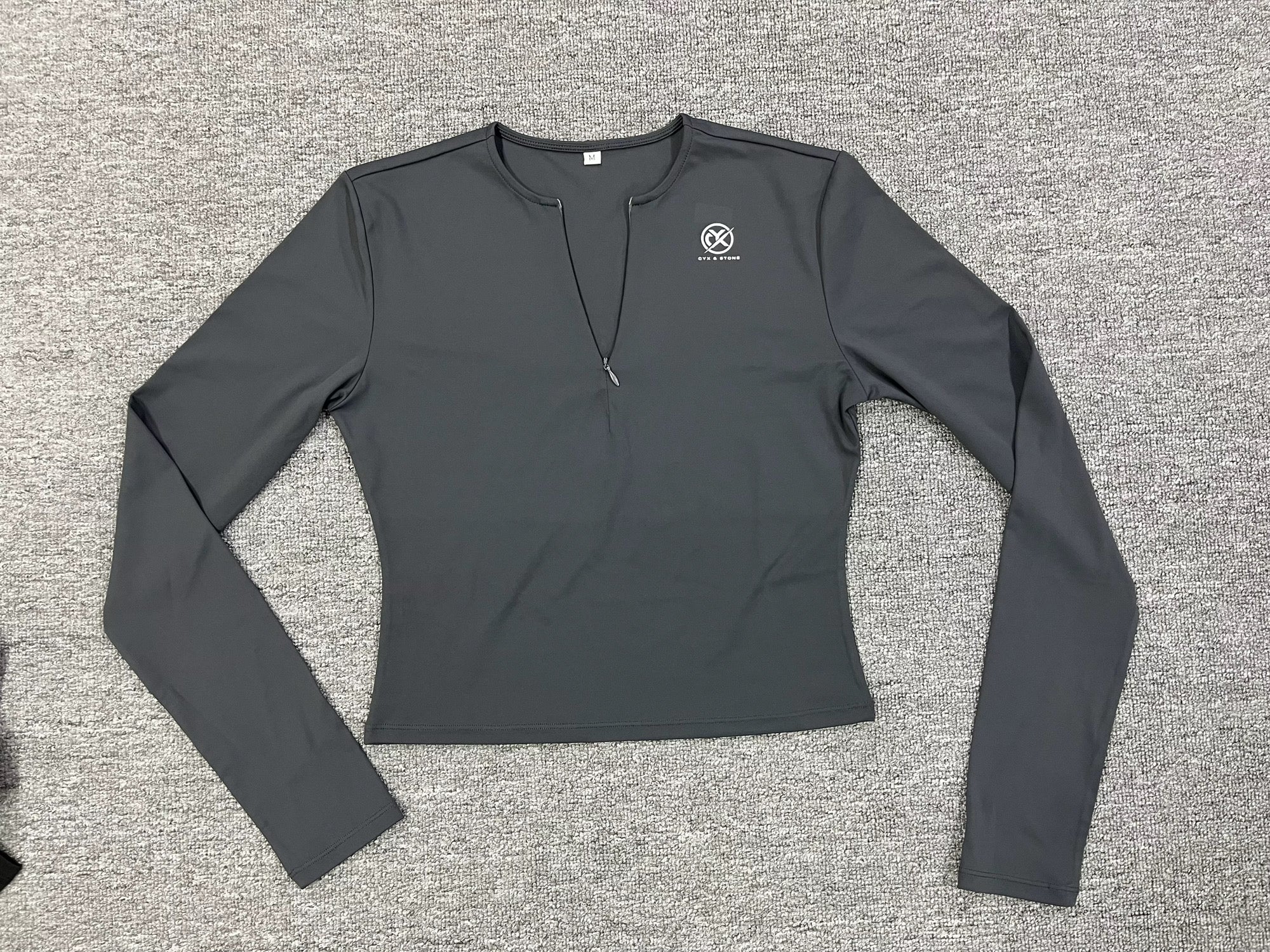 Cyx & Stone Essential Long Sleeve Performance Top – Black